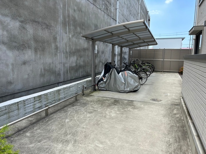 駐輪場 ウィステリア　フィレール