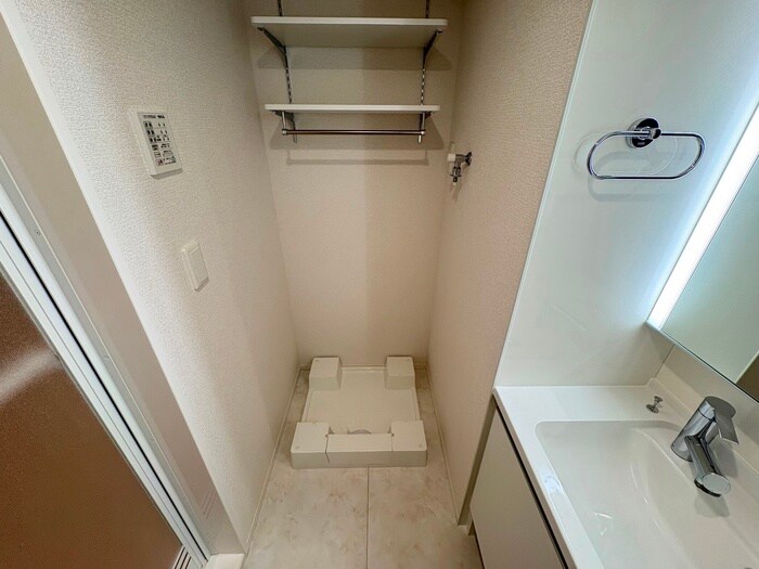 洗濯機置場 仮）FleurⅡ