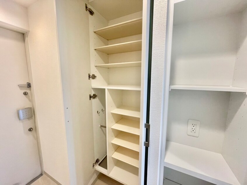 靴箱 アーバネックス心斎橋Ⅱ