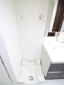 洗濯機置場 プレサンス梅田北デイズ(1102)