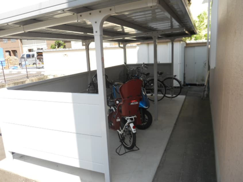 駐輪場 コ－ポ鼓滝Ａ棟Ｂ棟