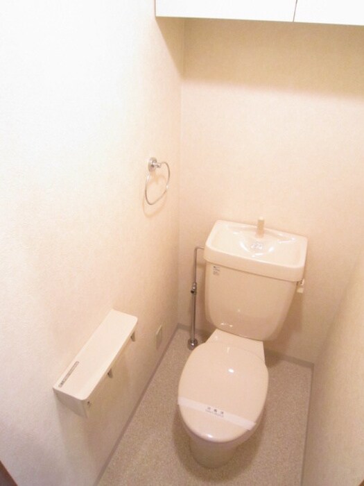トイレ ﾌﾟﾚｻﾝｽ京都烏丸御池Ⅱ（５０２）
