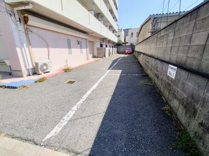 駐車場 ヒガシハウス北町