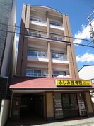 Hills赤い鳥の外観