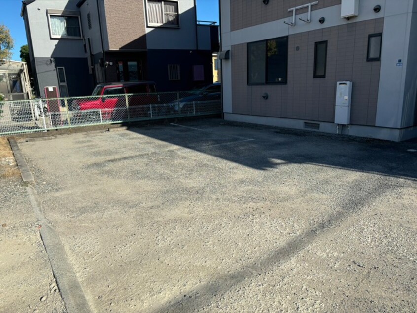 駐車場 カ－サルミナスⅡ