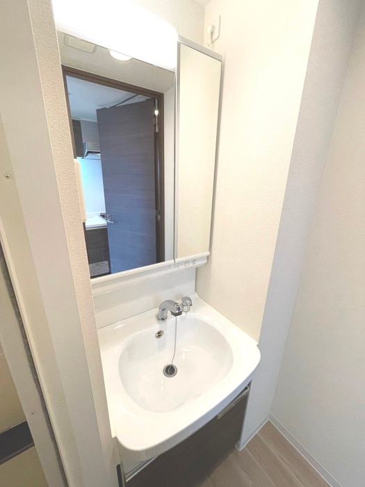 洗面 ｸﾞﾗﾝｶﾘﾃ新大阪WEST(803)