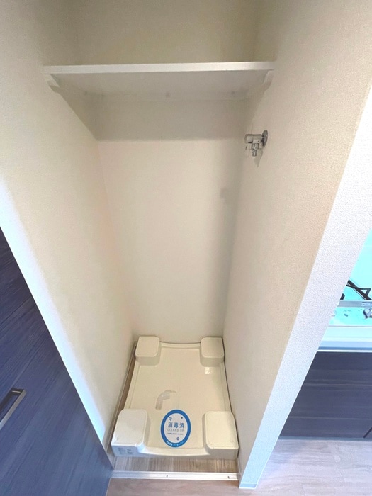 洗濯機置場 ｸﾞﾗﾝｶﾘﾃ新大阪WEST(803)