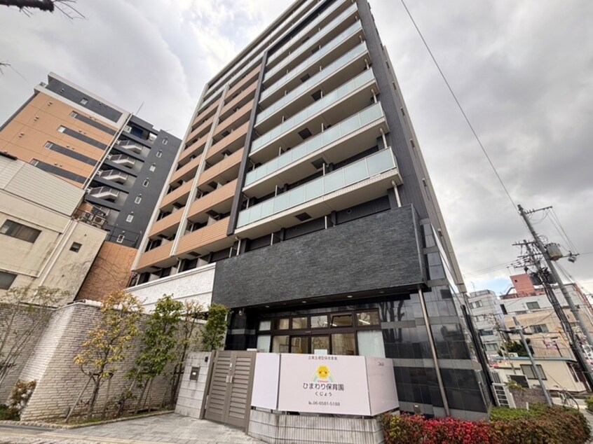 外観写真 ﾚｼﾞｭｰﾙｱｯｼｭｳｴｽﾄﾚｼﾞｽ