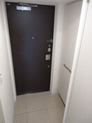 玄関 ﾚｼﾞｭｰﾙｱｯｼｭｳｴｽﾄﾚｼﾞｽ