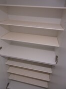 靴箱 ﾚｼﾞｭｰﾙｱｯｼｭｳｴｽﾄﾚｼﾞｽ