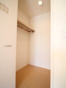 収納 モナリエ大江