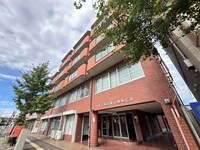 阪急吹田駅前奥野ビル