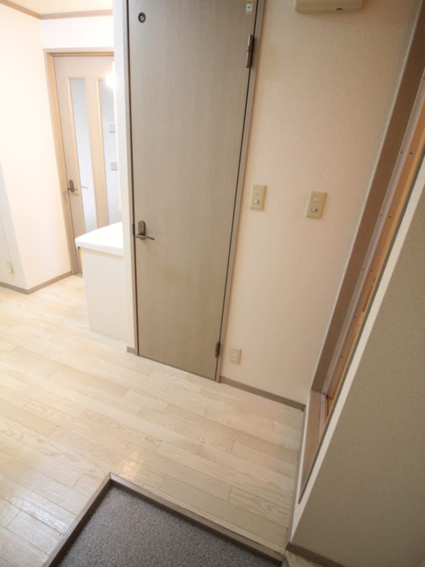 玄関 イ－ズマンション　Ⅰ