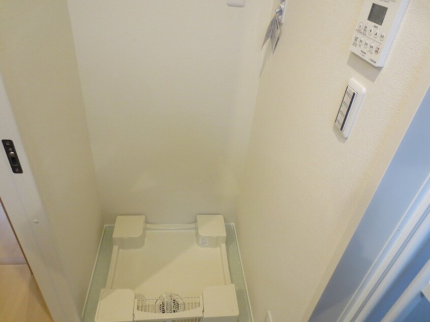 洗濯機置場 ベェルウェル稲葉