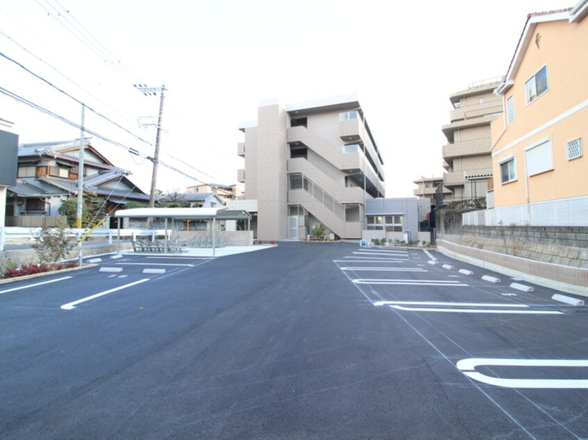 駐車場 ボンサンテ南千里