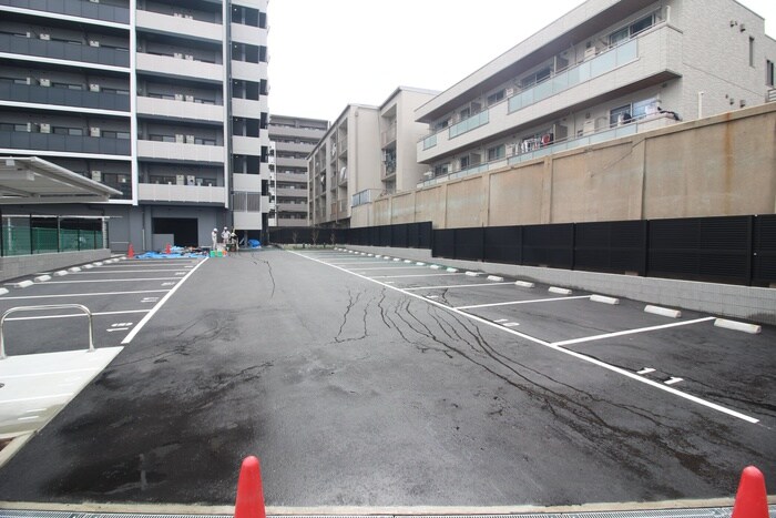 駐車場 S-RESIDENCE福島Alovita