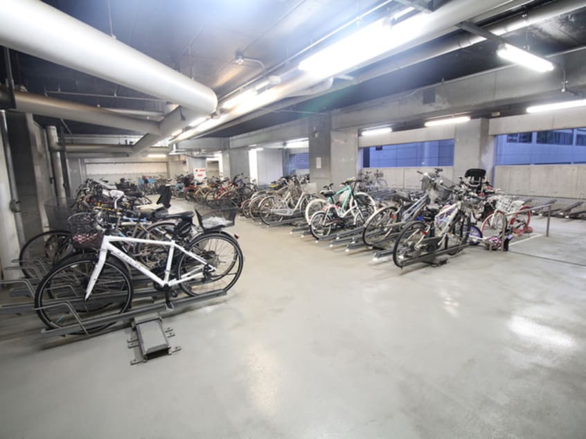 駐輪場 ザ・千里タワー（2302）