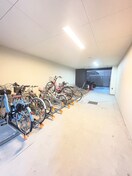 駐輪場 WING TERRACE MINAMIHORIE