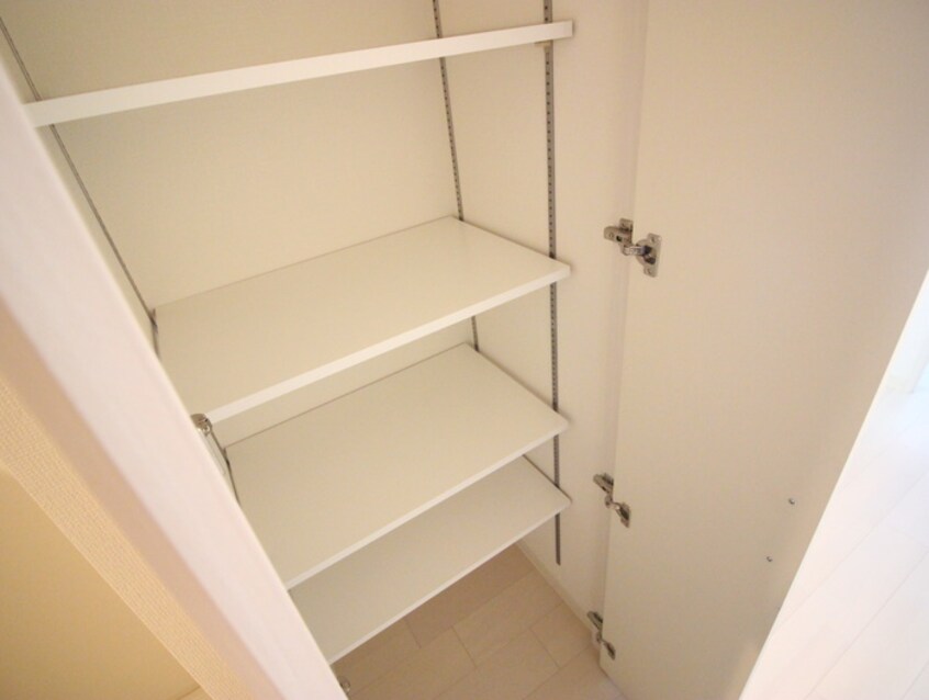 収納 WING TERRACE MINAMIHORIE