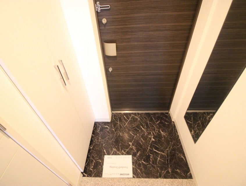 玄関 WING TERRACE MINAMIHORIE