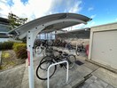 駐輪場 シェリ－ル山崎
