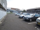 駐車場 シェリ－ル山崎