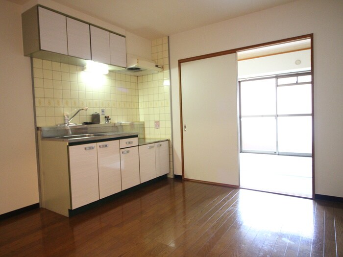 居室 カーサナカオ