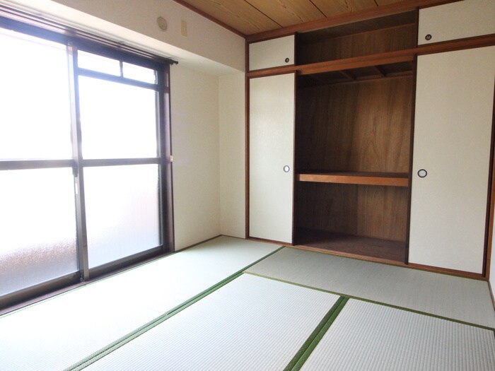 居室 カーサナカオ