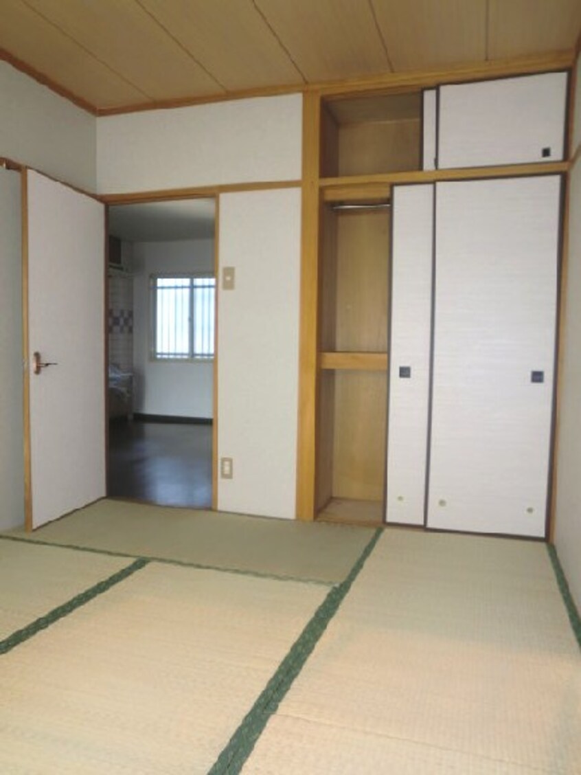 居室 サン・ハイツ南本町