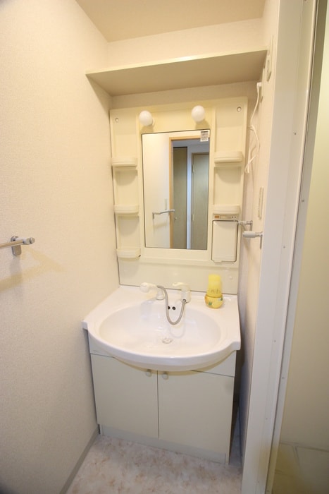 洗面 豊里セレニテ