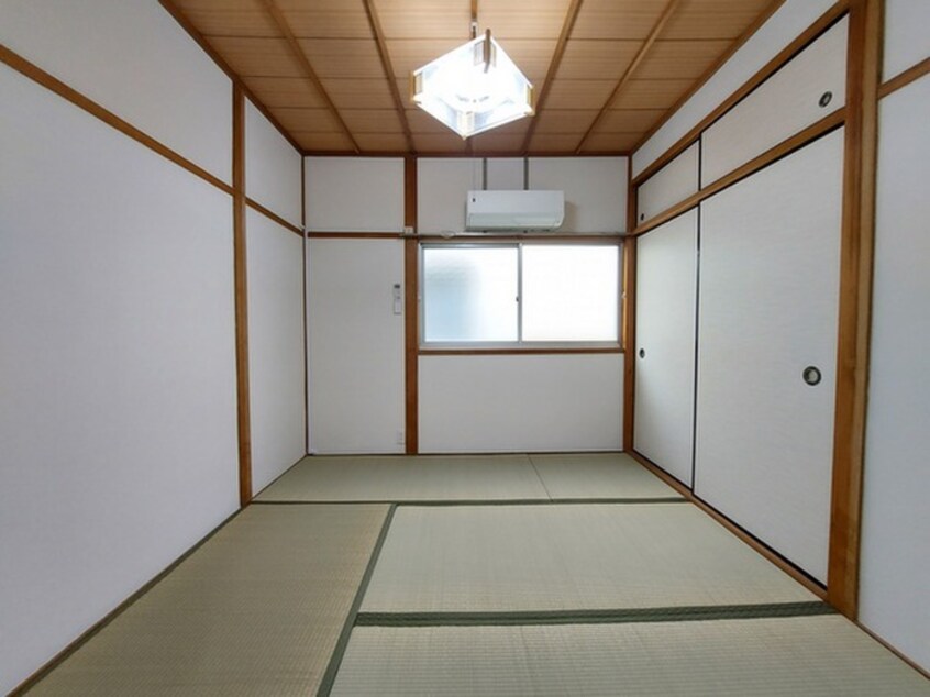 居室 富田丘町テラスハウス