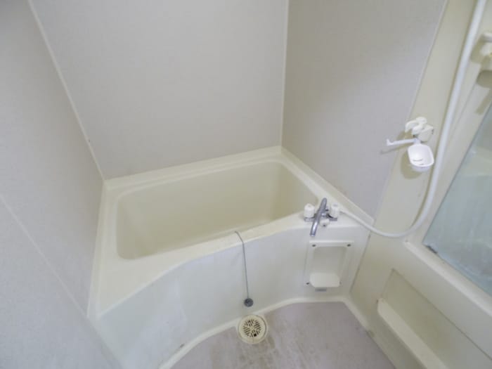 バス／シャワールーム等 パストラーレ城南