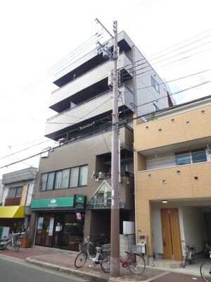 グランデ・ユウ