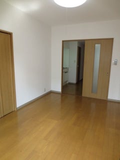 居室 サンクリエイト江坂