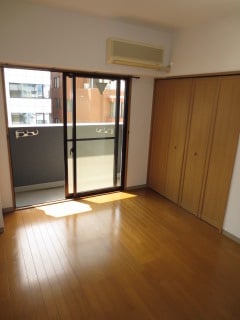 居室 サンクリエイト江坂