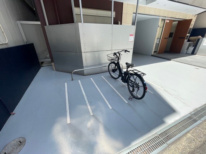 駐輪場 クラビス上町台