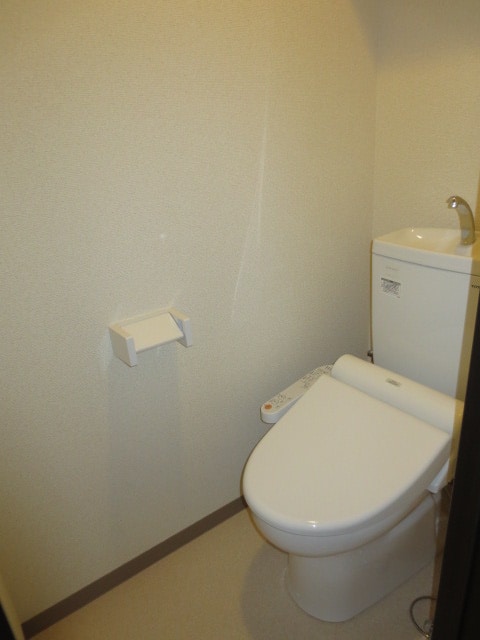 トイレ モンサント田中町