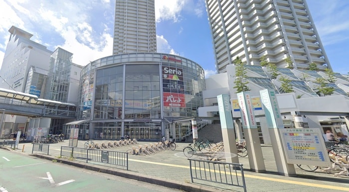 いずみおおつCITY(ショッピングセンター/アウトレットモール)まで250m モンサント田中町