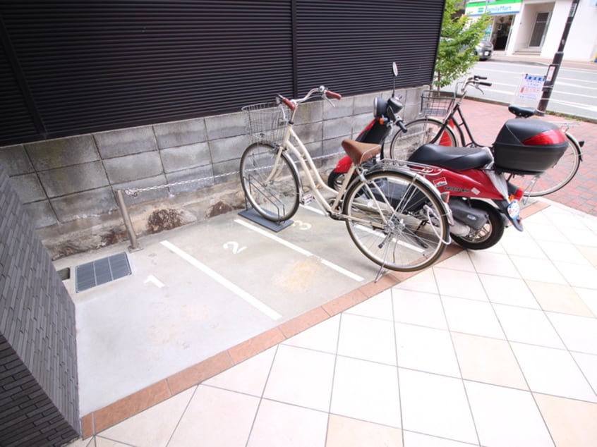駐輪場 エトワール灘