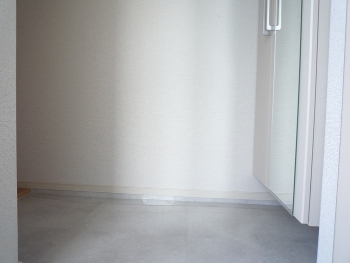 玄関 ラ　ビュット　上山手