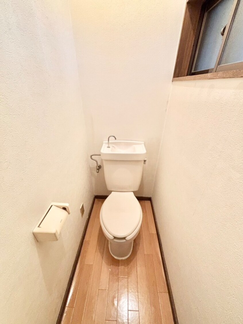 トイレ 石原町戸建貸家