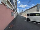 駐車場 ブル－シャト－