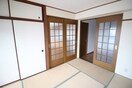 居室 ブル－シャト－