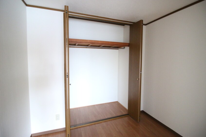 収納 ブル－シャト－