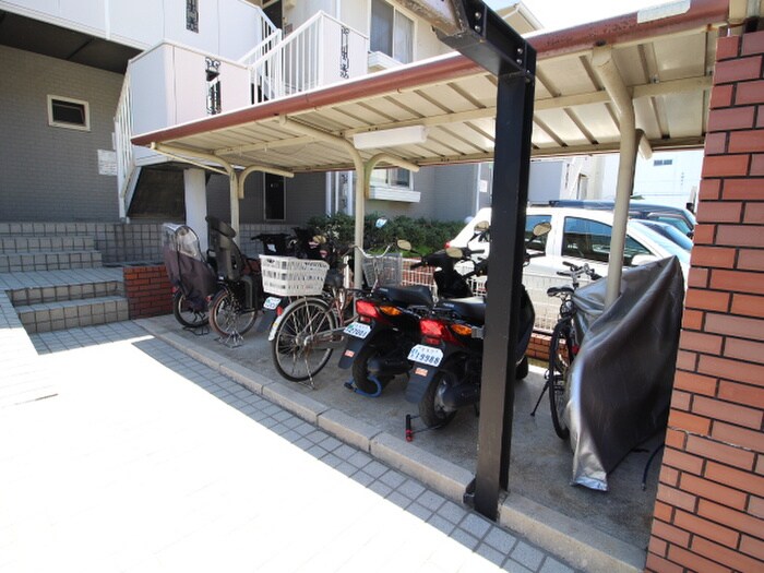 駐輪場 サン・ドミ－ル