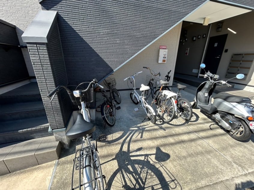 駐輪場 ルネッタ新長田