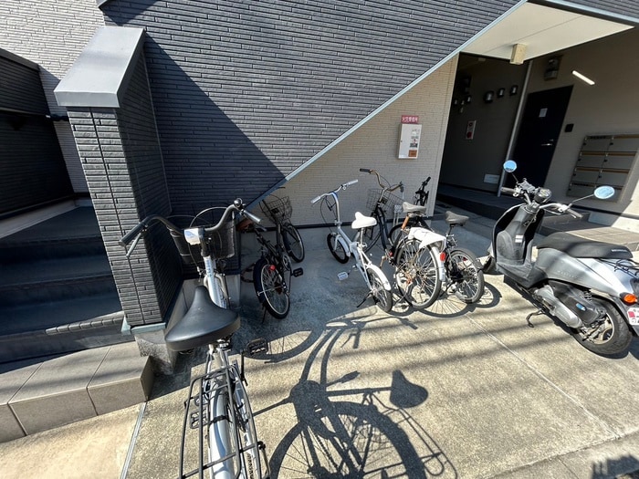 駐輪場 ルネッタ新長田