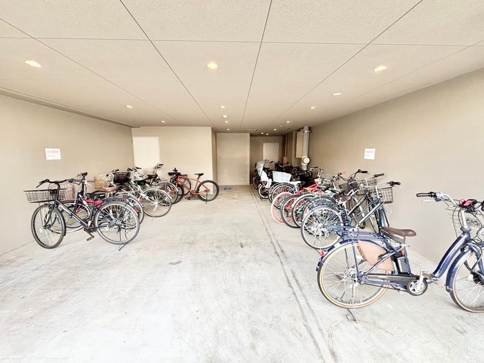 駐輪場 プレステージ１０番館