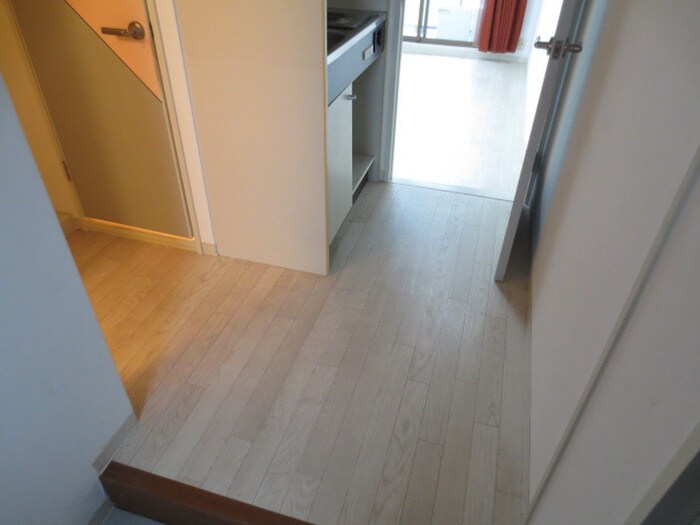 玄関 ルミエ－ル稲野