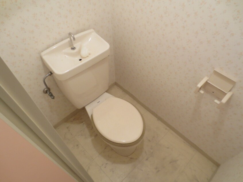 トイレ ルミエ－ル稲野